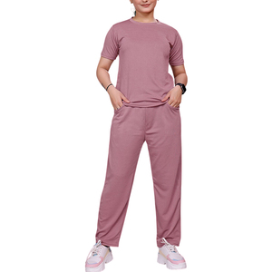 Ensemble de survêtements d'été pour femmes au meilleur prix Vente en gros Nouvel arrivage 100% coton Survêtement d'été pour femmes pour tenue décontractée - Product Image 1
