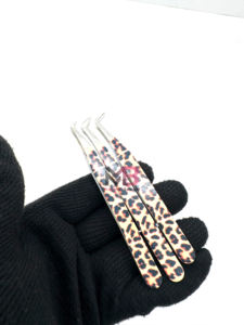 Vente chaude pince à cils d'isolation droite professionnelle en acier inoxydable plaqué or conception Durable cils d'impression de guépard - Product Image 6