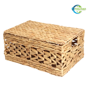 Wholesale Durable Handwoven WATER HYACINTH <b>BASKET</b> with Iron Frame and Lid, Customizable Design From Vietnam <b>Laundry</b> Organizer - Product Image 5