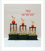 Trophée de luxe Golden Sports Award pour les championnats scolaires Événements et cadeaux en métal durable Parfait pour le cricket Award