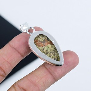 Pendentif en pierre précieuse rare Unakite, argent sterling 925, fait à la main, bijoux pour enfants et femmes, coupe en goutte d'eau, design unique, à porter tous les jours, cadeau - Product Image 6
