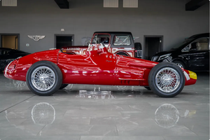 Vehículo Usado a Precio Accesible - Volante a la Izquierda |   Volante a la derecha |   Maserati 250F-Style, Auto Eléctrico Junior - Product Image 3