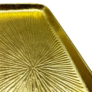 Plateau en aluminium fait main avec texture de ligne moderne, plateau en métal doré pour salon, restaurant, hôtel, décoration de mariage - Product Image 3