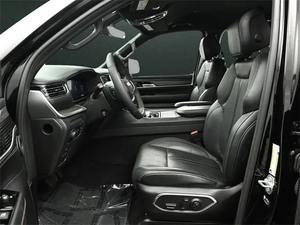 Jeep Wagoneer Série II 2023, conduite à gauche, 8 places, norme Euro IV, SUV haute puissance - Product Image 3