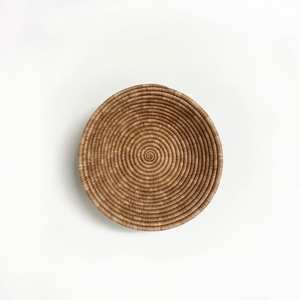 Posavasos de oro martillado con soporte Juego de 6 posavasos de bebida Premium para Bar y mesa de comedor Soporte elegante para un fácil almacenamiento - Product Image 3