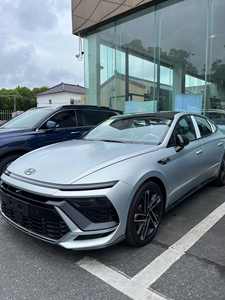 Voiture d'occasion à essence 2024-2026, berline automatique, en parfait état, prête à être expédiée - Product Image 5