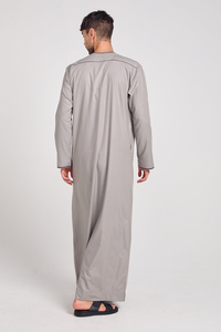 Túnica árabe Oriente Medio Hombres Jubba OEM ODM Servicio directo de fábrica al por mayor 2024 Ropa islámica Musulmán Juba Vestido para hombres - Product Image 3