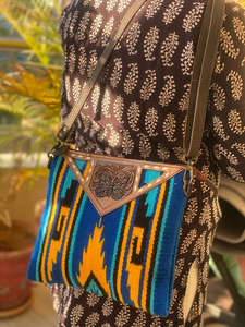 Bolso de Mano con Flecos para Mujer, Bolsa Elegante de Tela Azteca Bohemia, Jacquard, Color Azul, Novedad - Product Image 2