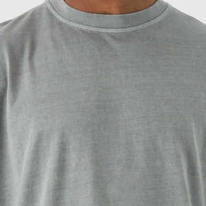 Ensembles T-shirts et shorts respirants pour hommes Vente en gros Ensembles courts d'été personnalisés pour hommes Taille et logo personnalisés de haute qualité - Product Image 5