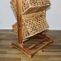 Panier pliable en jacinthe d'eau fait main au design moderne avec support en bois, portable pour la cuisine, le salon, le rangement et la décoration intérieure
