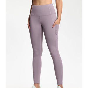 Sublimation de qualité supérieure personnalisé Gym Fitness Legging pour femmes taille haute respirant Sublimation taille élastique Yoga Leggings - Product Image 4