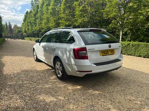 USADO LHD/RHD 2020 SKODA OCTAVIA 2,0 TDI SE TECNOLOGÍA - Product Image 3