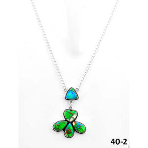 Collier artisanal opale du Sud-Ouest avec dahlia paon et serti en forme de fleur en argent sterling - Product Image 2