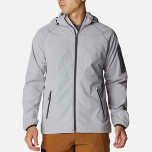 Veste softshell à capuche personnalisée, fermeture éclair intégrale, coupe-vent, résistante à l'eau, respirante, veste softshell d'extérieur avec poches zippées - Product Image 1