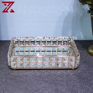 Plateau décoratif d'intérieur en aluminium avec technique de l'émail de couleur Accessoire élégant et plateau de service de pièce maîtresse pour les intérieurs de maison - Product Image 2