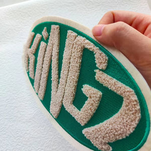 Patchs en PVC 3D personnalisés de haute qualité Silicone transfert de chaleur Technique appliquée à coudre du fabricant professionnel en Chenille - Product Image 2