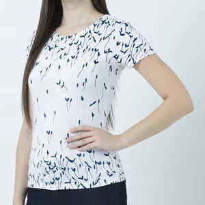 T-shirts pour femmes t-shirts d'été surdimensionnés en coton uni, impression de t-shirts graphiques pour sublimation grande taille, vente en gros sur mesure - Product Image 4