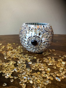 Porte-bougie en cire d'abeille colorée royale, porte-bougie votif, finition mosaïque, forme de fleur, fortement parfumé, décoration de table pour fête de Noël - Product Image 4