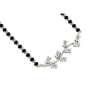 Compre un Mangalsutra de Plata Pura, Joyería Cultural Coleccionable, Regalo Perfecto para su Esposa - Product Image 3