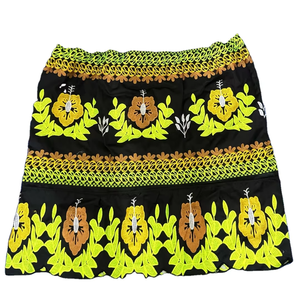 Jupe Pohnpei brodée florale personnalisée de haute qualité, style polynésien hawaïen, respirante et décontractée, pour la plage - Product Image 3