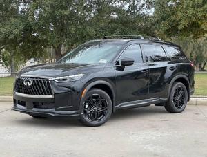 Nouveau QX60s SPORT 2026 – SUV Familial de Taille Moyenne 2.0T Turbo, Boîte Automatique 9 Vitesses, Transmission Intégrale, 7 Places, Essence - Product Image 2