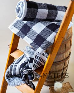 Toallas de Baño de Lujo de Algodón Turco Peinado Suave con Diseño Teñido en Hilo de Alta Calidad, Color Negro y Blanco, Fabricante Turco - Product Image 1