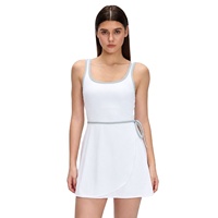 Robe de tennis pour femmes, Combinaison de sport, Robe de yoga coupe trapèze, Robe de fitness ajustée et cintrée à la taille pour le tennis et l'entraînement