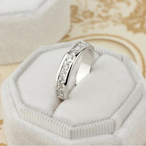 Preciosos Anillos de Compromiso Clásicos para Mujer con Moissanita de Corte Redondo, Acero Inoxidable, Chapado en Oro de 18K, Elegantes Anillos de Diamantes - Product Image 1