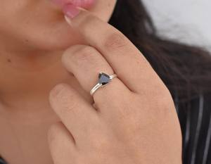 แหวนโกเมนแดงล้านล้านทำด้วยมือ925 8มม. เครื่องประดับอัญมณีธรรมชาติของขวัญสำหรับผู้หญิง - Product Image 3