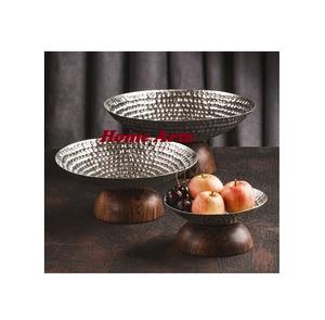 Cuenco de chocolates de metal de diseño de tendencia con soporte Cuenco de dulces de forma redonda de la más alta calidad con soporte en la India - Product Image 3