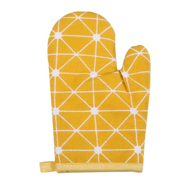 Check Out Non Slip Printed Oven Mitts Stay Safe Stylish With Kitchen Heat Resistant for Baking Cooking and Grilling ODM OEM