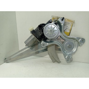 Mécanisme de levage de la vitre arrière. DX SUZUKI Swift Série (AZ) (17>) 8350152 R00000 K12D (17>23) - Product Image 1