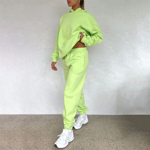 Conjunto de 2 piezas de moda informal de talla grande con logotipo personalizado, sudadera para correr, pantalones de chándal, chándal de algodón para mujer - Product Image 4