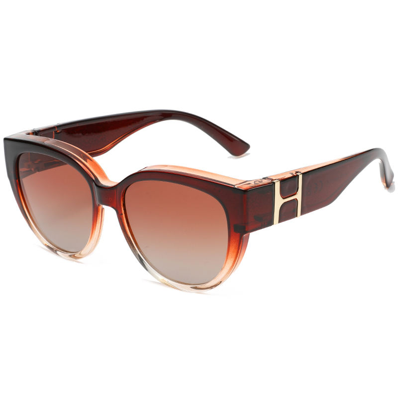 C2: Brown Grad/ Brown Grad