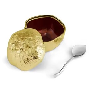 Fabriqué en métal de haute qualité, le fondue arabe assure une rétention de chaleur durable pour des repas lents et savoureux. - Product Image 4