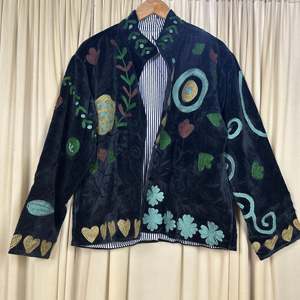 Boho Chic Retro Chic Women's Free Size Coat Hand Embroidered Black Floral Velvet Suzani Jacket with Open Front <b>Winter</b> Wear Robe - Product Image 4