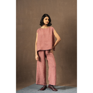 DVE AISHANI Camisolas y tops de lino tejidos a mano con estampado de cuadros color carmesí - Product Image 1