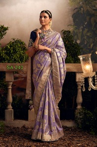 Dernière bordure de broderie en soie Pure Dola Designer par Fab Zone - Product Image 4