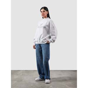 Tissu en molleton français blanc arctique, discret et discret à la fois - Product Image 3