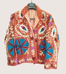 Chaqueta Casual de Invierno para Mujer, Talla Grande, de Terciopelo Bohemio con Bordado Suzani, Ecológica, de Manga Larga y Cuello Redondo - Product Image 2