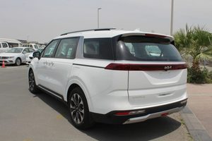 Auto Usado en Perfectas Condiciones, KIA CARNIVAL 3.5L SUV 5 Puertas 2023 Blanco, Autos Usados Listos para Enviar a Todo el Mundo - Product Image 4