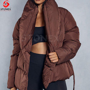 Veste d'hiver matelassée en duvet de canard pour femme, OEM ODM, à capuche, respirante, imperméable, en coton tricoté, imprimée, personnalisable, veste à bulles - Product Image 4