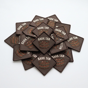 Parche bordado redondo personalizado al por mayor, insignia de trabajo artesanal de cuero vintage con borde Merrow, emblema para ropa a granel - Product Image 2