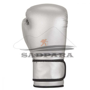 ถุงมือชกมวยหนังแท้สำหรับฝึกศิลปะการต่อสู้พร้อมโลโก้ - Product Image 5