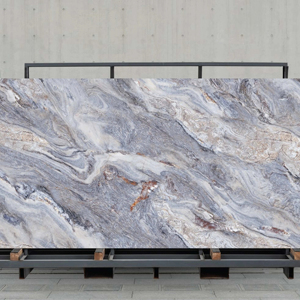 Designs muraux contemporains élégants utilisant des finitions en dalles de porcelaine grises à haute brillance de 1200x2400 mm - Product Image 1