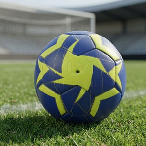 Ballon de football miniature de haute qualité, personnalisable, léger et durable, pour l'entraînement au football, les jeux scolaires et les activités de plein air - Product Image 3