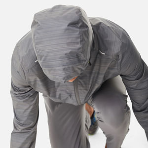 Ensemble coupe-vent homme avec logo personnalisé Survêtement de fitness imperméable grande taille avec capuche et col zippé motif uni pour la saison d'hiver - Product Image 5