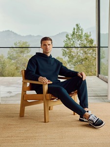 Conjunto Deportivo Personalizado Unisex al por Mayor, Traje de Gimnasio para Correr, Cómodo y Transpirable, Ropa Deportiva de Dos Piezas, Atuendo de Moda Urbana - Product Image 2