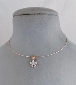 ชุดจี้สำหรับใส่ประจำวันและปาร์ตี้มีโซ่หรูหราสำหรับผู้หญิงและเด็กผู้หญิงจี้สำหรับใส่ประจำวันไปงานปาร์ตี้งานเฉลิมฉลอง - Product Image 3