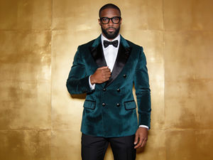 Traje de Etiqueta para Hombre, Color Marfil, Terciopelo, Doble Botonadura, con Solapa de Satén Negro, para Novio de Boda - Product Image 2